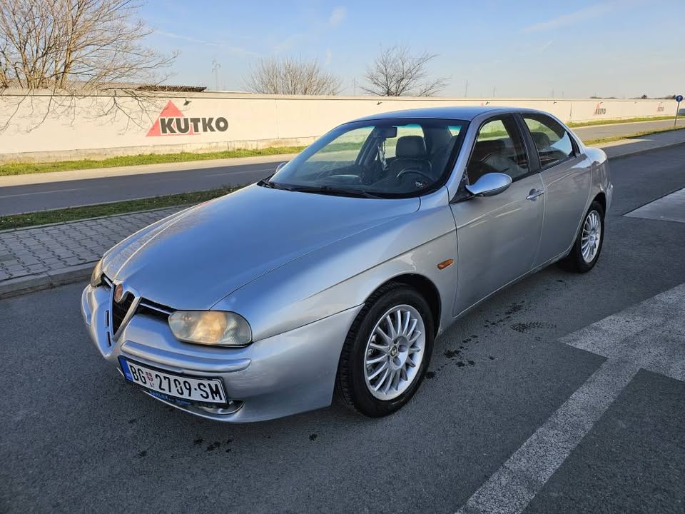 ALFA ROMEO 156