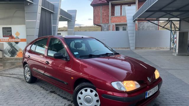 Na prodaju Renault Megane 1.6 benz