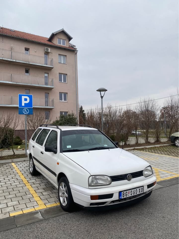 Polovni automobili Golf 3-01